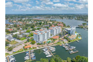 1325 Snell Isle Blvd Ne #810, ST PETERSBURG
