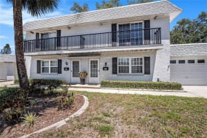 202 Mindy Dr, LARGO