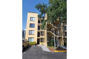 2424 W TAMPA BAY BLVD #M-201, TAMPA, FL 33607 - MLS#MFRTB8385482