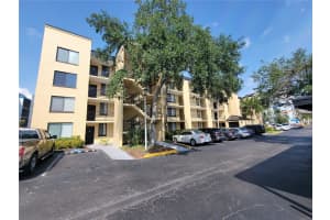 2424 W TAMPA BAY BLVD #M-201, TAMPA, FL 33607 - MLS#MFRTB8385482