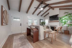 209 ARRAWANA AVENUE, TAMPA, FL 33609 Sold 05/28/25