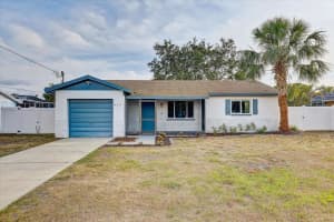 416 FLAMINGO DRIVE, APOLLO BEACH, FL 33572 - MLS#MFRTB8385531
