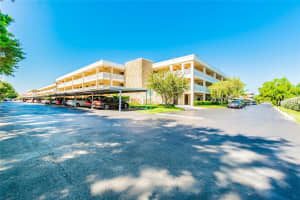 4885 1st St Ne #110, ST PETERSBURG