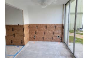 4885 1ST STREET, ST PETERSBURG, FL 33703 - MLS#MFRTB8385593