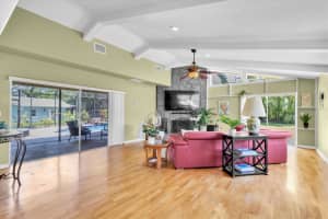 2287 DEMARET DRIVE, DUNEDIN, FL 34698 Sold 08/28/25
