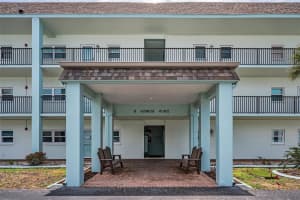 8 Glencoe Pl #305, DUNEDIN
