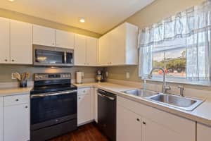 4555 HANNAH LANE, ST PETERSBURG, FL 33709 Sold 06/30/25