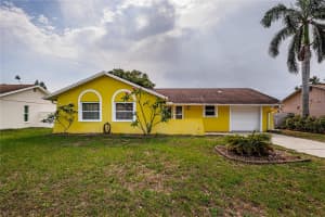 10051 82ND LANE, SEMINOLE, FL 33777 - MLS#MFRTB8385703
