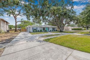 526 62ND AVENUE, ST PETERSBURG, FL 33702 Sold 07/15/25