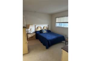 1200 37TH STREET, ST PETERSBURG, FL 33713 Sold 08/11/25