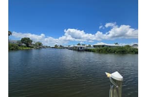 404 BAHAMA GRANDE BOULEVARD, APOLLO BEACH, FL 33572 Sold 06/09/25