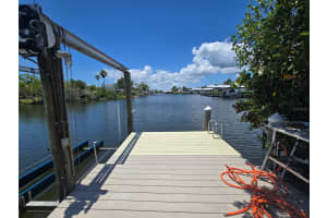 404 BAHAMA GRANDE BOULEVARD, APOLLO BEACH, FL 33572 Sold 06/09/25