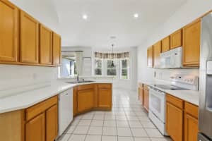 3311 STONEBRIDGE TRAIL, VALRICO, FL 33596 Sold 09/03/25
