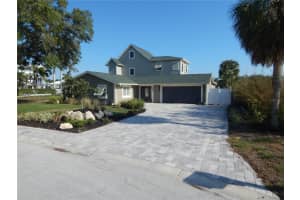 8025 Island Dr, PORT RICHEY