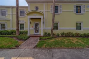 5196 BEACH DRIVE, ST PETERSBURG, FL 33705 - MLS#MFRTB8385926
