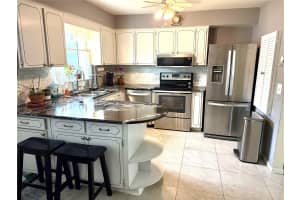 6880 VERSAILLES N, PINELLAS PARK, FL 33781 Sold 07/18/25