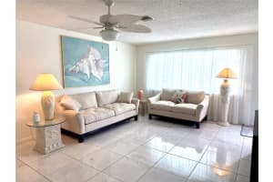 6880 VERSAILLES N, PINELLAS PARK, FL 33781 Sold 07/18/25