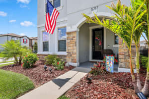 5717 VILLAGE CENTER DRIVE, LITHIA, FL 33547 Sold 06/20/25