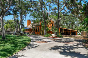 11209 SPRING STREET, LARGO, FL 33774 Sold 07/23/25