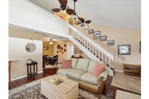 5729 CALAIS BOULEVARD, ST PETERSBURG, FL 33714 - MLS#MFRTB8386187