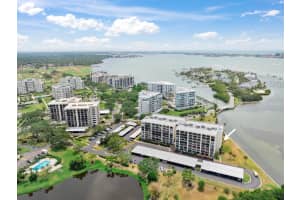 100 OAKMONT LANE, BELLEAIR, FL 33756 Sold 07/14/25