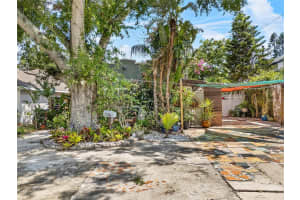 536 AVE G SE, WINTER HAVEN, FL 33880 - MLS#MFRTB8386232