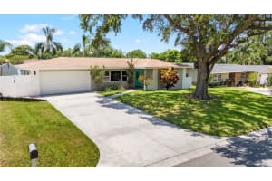 1530 Picardy Cir, CLEARWATER