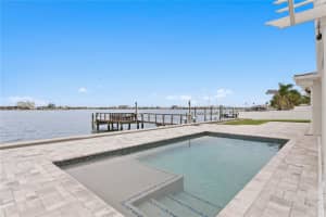 7060 SHORE DRIVE, SOUTH PASADENA, FL 33707 - MLS#MFRTB8386312