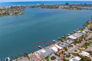 7060 SHORE DRIVE, SOUTH PASADENA, FL 33707 - MLS#MFRTB8386312