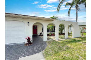 9907 ISLAND HARBOR DRIVE, PORT RICHEY, FL 34668 - MLS#MFRTB8386324