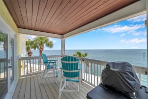 5260 COQUINA KEY DRIVE, ST PETERSBURG, FL 33705 - MLS#MFRTB8386348