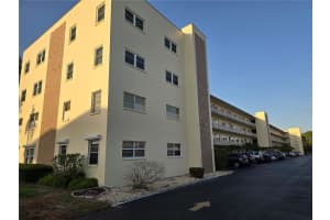 5705 80TH STREET, ST PETERSBURG, FL 33709 Sold 09/26/25