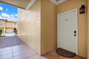 4333 BAYSIDE VILLAGE DRIVE, TAMPA, FL 33615 Sold 08/21/25