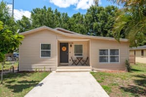 2104 E Navajo Ave, TAMPA