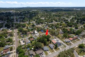 2104 NAVAJO AVENUE, TAMPA, FL 33612 - MLS#MFRTB8386450