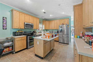 12253 ESKIMO CURLEW ROAD, WEEKI WACHEE, FL 34614 Sold 10/10/25