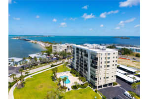 2530 GARY CIRCLE, DUNEDIN, FL 34698 Sold 07/14/25