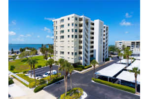 2530 GARY CIRCLE, DUNEDIN, FL 34698 Sold 07/14/25