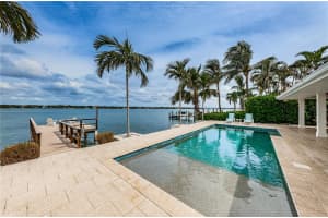 11145 9th St E, Treasure Island, FL 33706, Sold 05/16/25