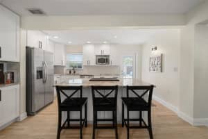 656 40TH AVENUE, ST PETERSBURG, FL 33703 - MLS#MFRTB8386762