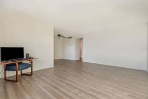 MLS# MFRTB8386773, Bradenton, Florida 34209
