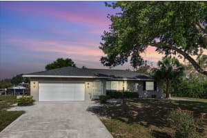 925 Eagle Ln, APOLLO BEACH
