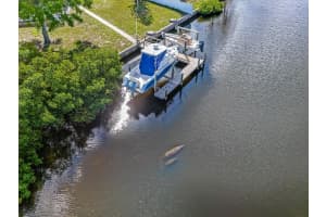 925 EAGLE LANE, APOLLO BEACH, FL 33572 - MLS#MFRTB8386810