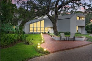 14825 LAKE MAGDALENE CIRCLE, TAMPA, FL 33613 Sold 08/04/25