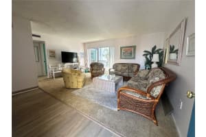 320 MEDALLION BOULEVARD, MADEIRA BEACH, FL 33708 - MLS#MFRTB8386930