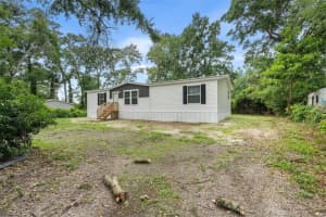 19617 PEGGY ROAD, ALACHUA, FL 32615 Sold 08/13/25