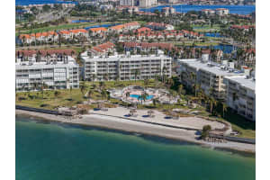 6021 Bahia Del Mar Cir #239, ST PETERSBURG