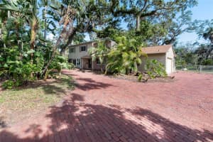 8350 40TH AVENUE, ST PETERSBURG, FL 33709 - MLS#MFRTB8387032