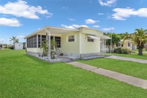 3210 Hampshire Dr, HOLIDAY 3210 Hampshire Dr, HOLIDAY