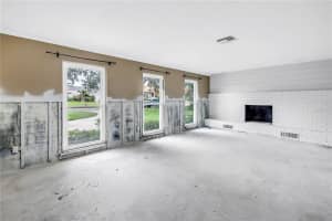5215 DENVER STREET, ST PETERSBURG, FL 33703 Sold 09/05/25
